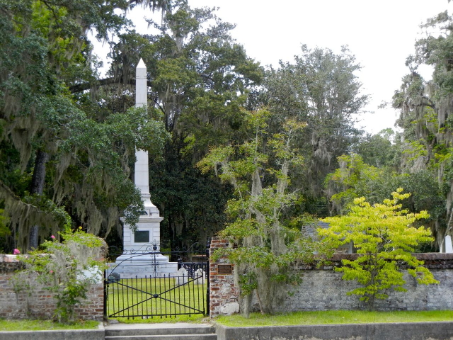 Midway, Monument to Stewart and Screven