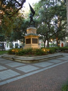 Sgt Jasper statue illuminated